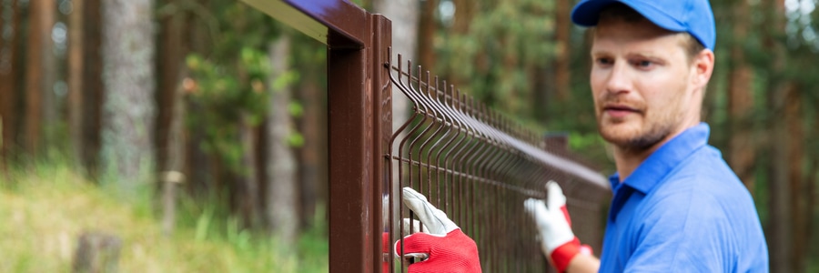 Why You Should Leave Fence Repair to the Experts - Ranchers Fencing
